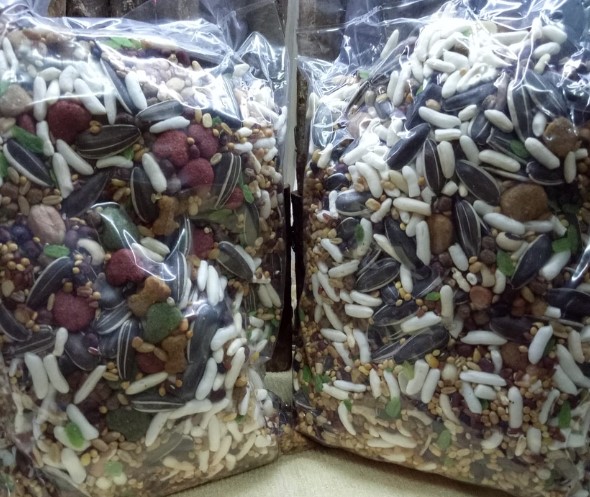 cach-lam-do-an-cho-hamster-tai-nha